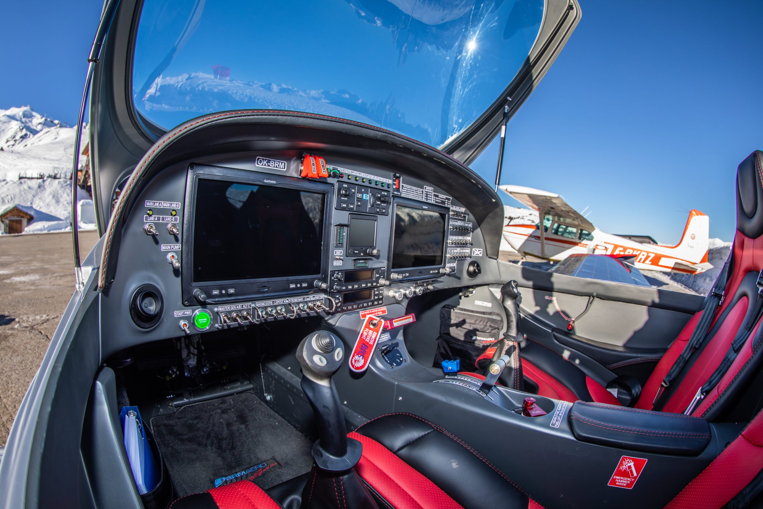 B23 915 Turbo Cockpit